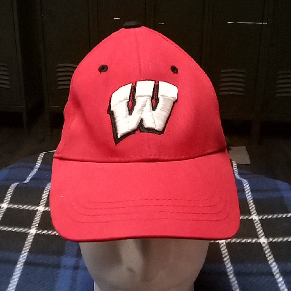 Child's Wisconsin badger baseball cap